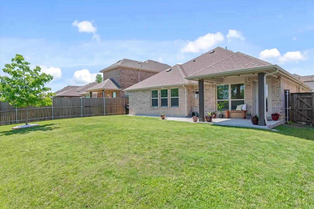 1284 Binfield Drive Forney, TX 75126