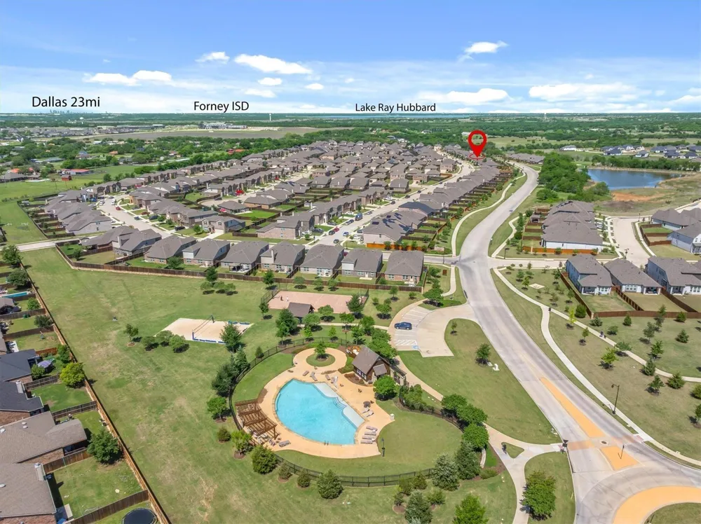 1284 Binfield Drive Forney, TX 75126