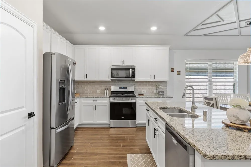 1284 Binfield Drive Forney, TX 75126