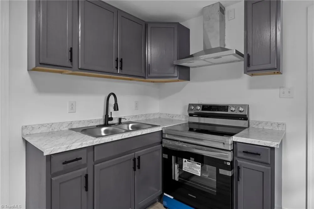 621 Sharpe Street E Statesville, NC 28677