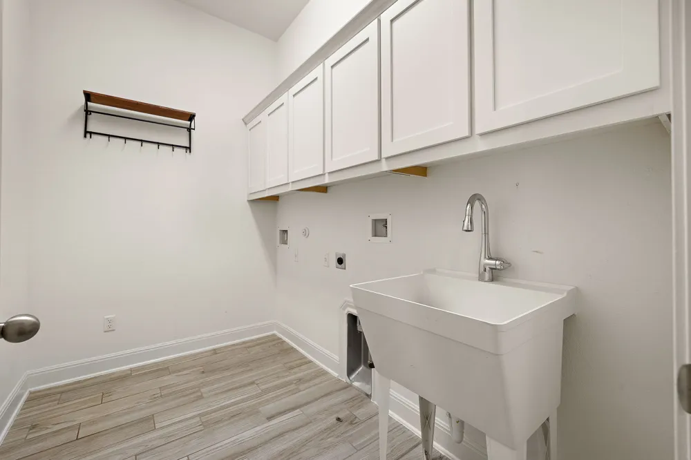 4705 Napoli Shore Drive Leander, TX 78641