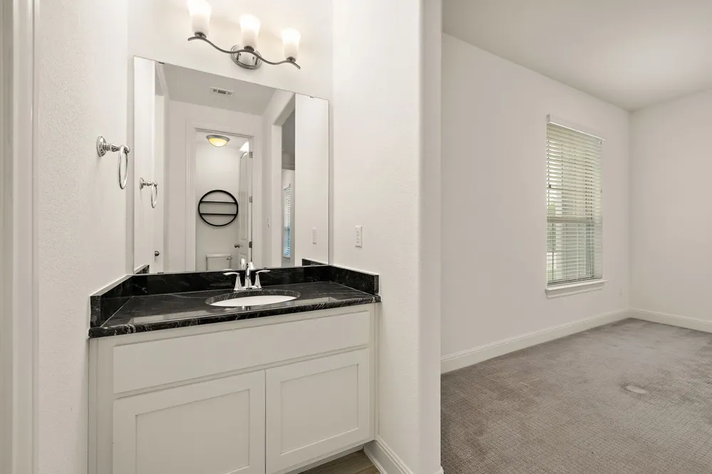 4705 Napoli Shore Drive Leander, TX 78641