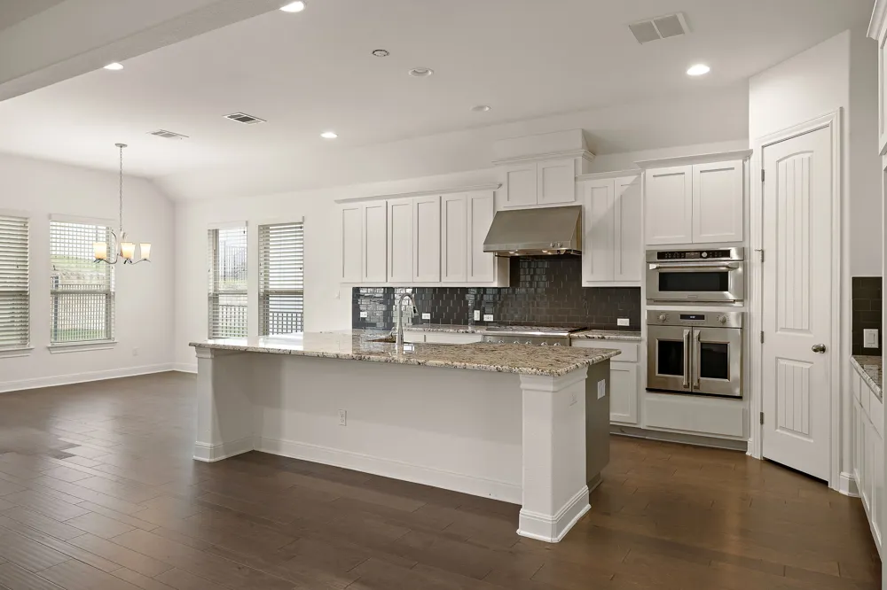 4705 Napoli Shore Drive Leander, TX 78641