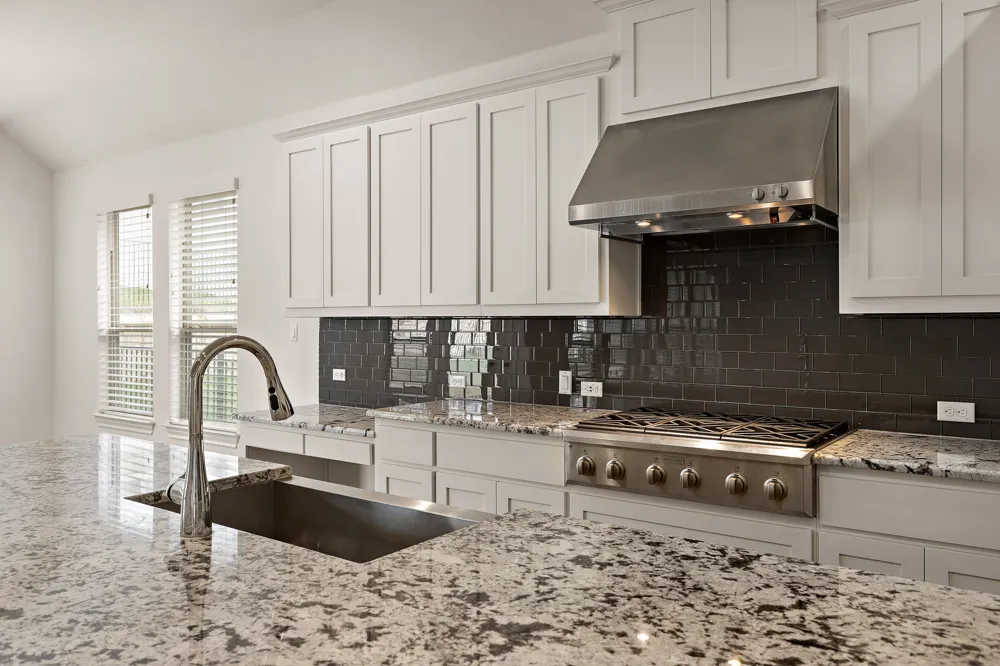 4705 Napoli Shore Drive Leander, TX 78641