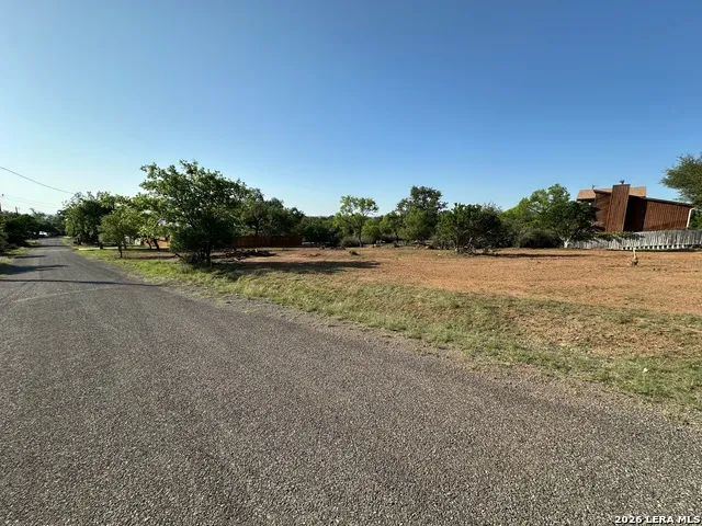 130 E WILLOW DR Granite Shoals, TX 78654