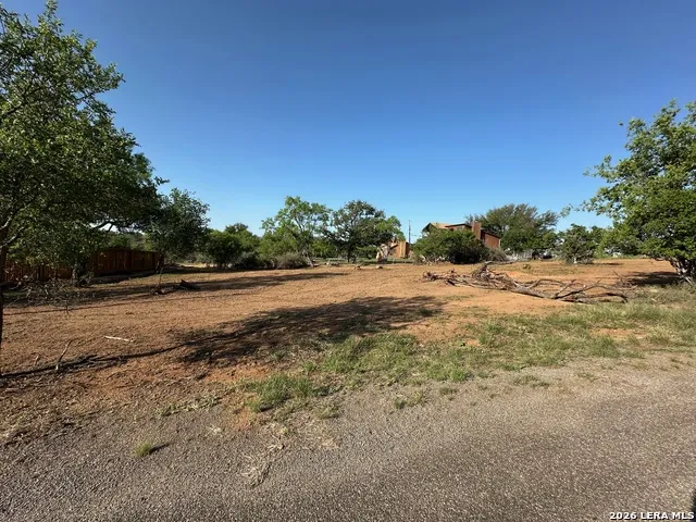 130 E WILLOW DR Granite Shoals, TX 78654