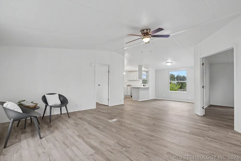 14042 S Crestview Road Oologah, OK 74053