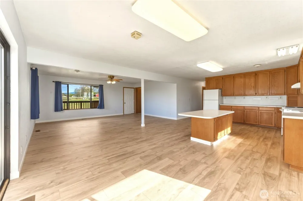 1934 S College Ave College Place, WA 99324