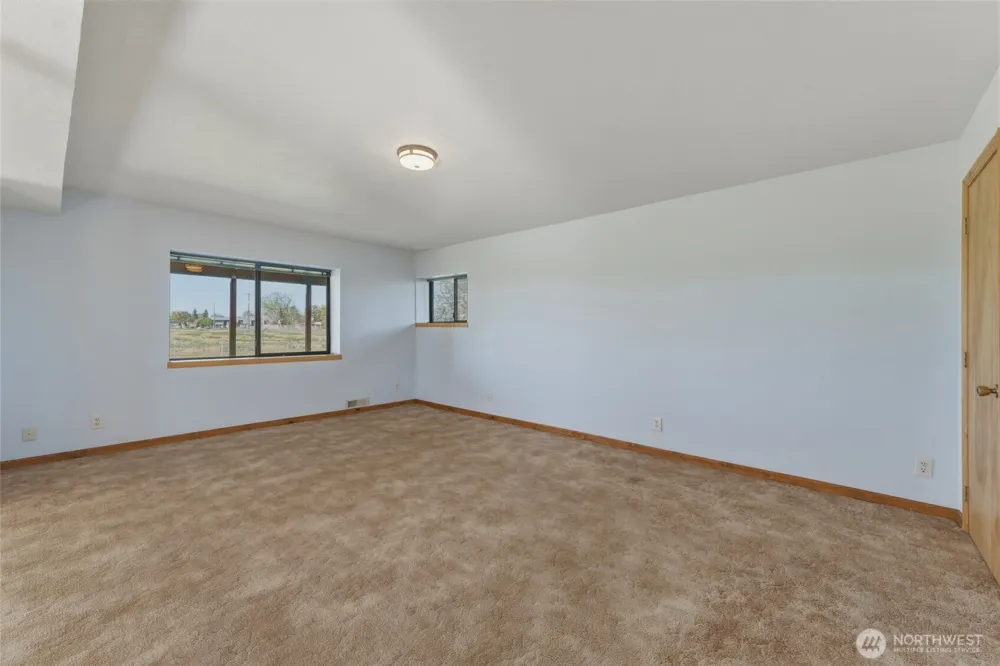 1934 S College Ave College Place, WA 99324