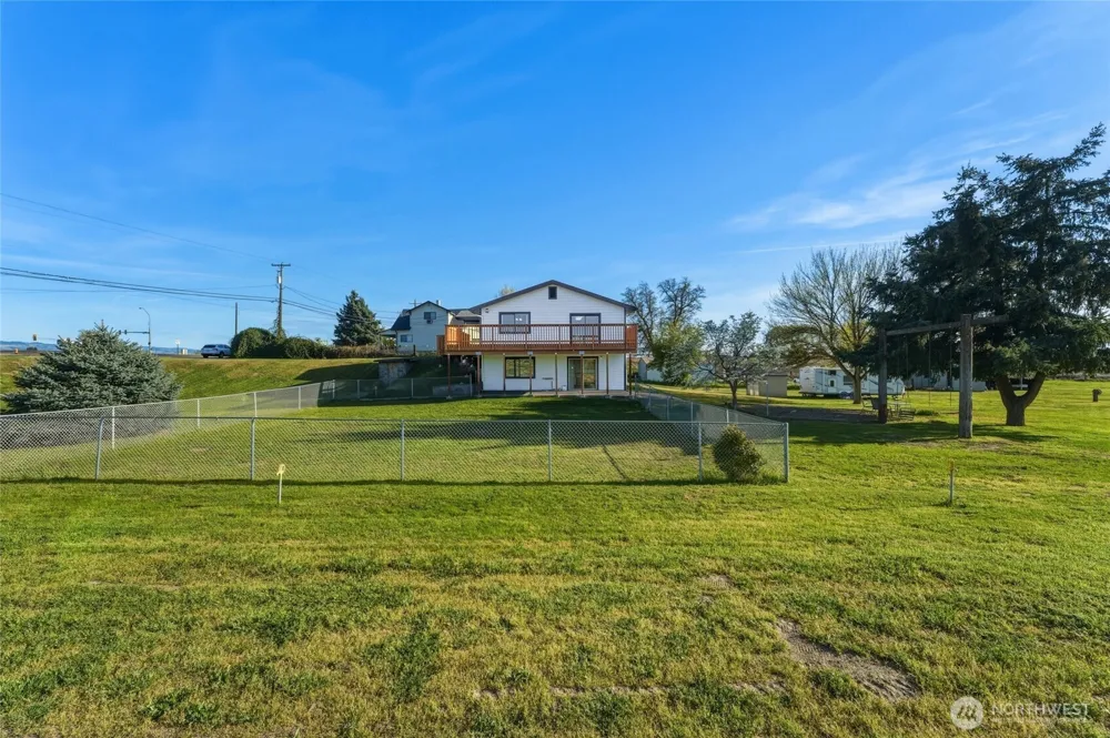 1934 S College Ave College Place, WA 99324