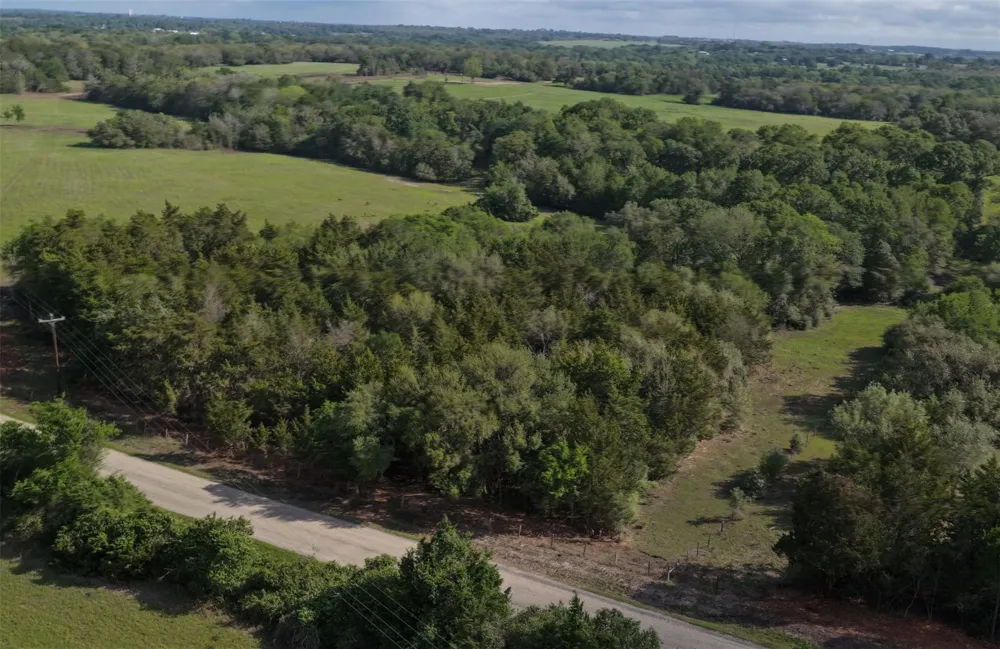 5 Baranowski Road Brenham, TX 77833