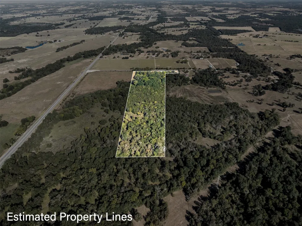 3211 FM 3403 Lincoln, TX 78948
