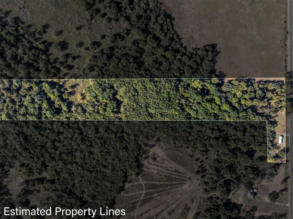 3211 FM 3403 Lincoln, TX 78948