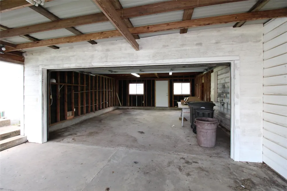 908 Paulus Street Schulenburg, TX 78956