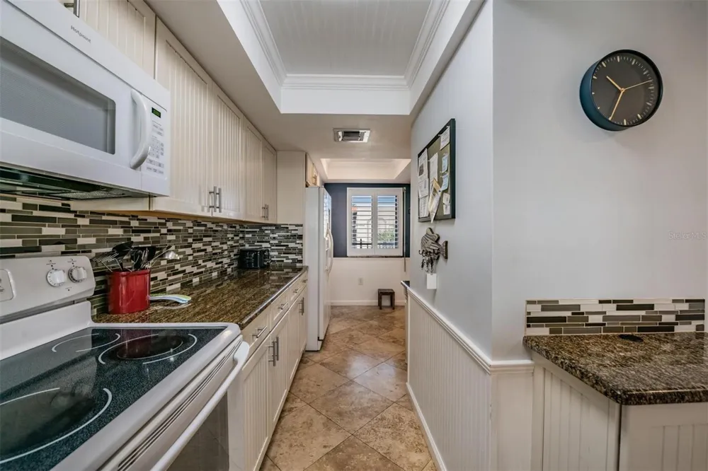 7435 BAYSHORE DRIVE #303 Treasure Island, FL 33706