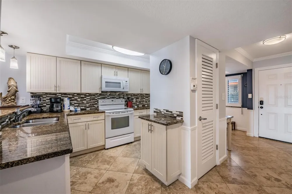 7435 BAYSHORE DRIVE #303 Treasure Island, FL 33706