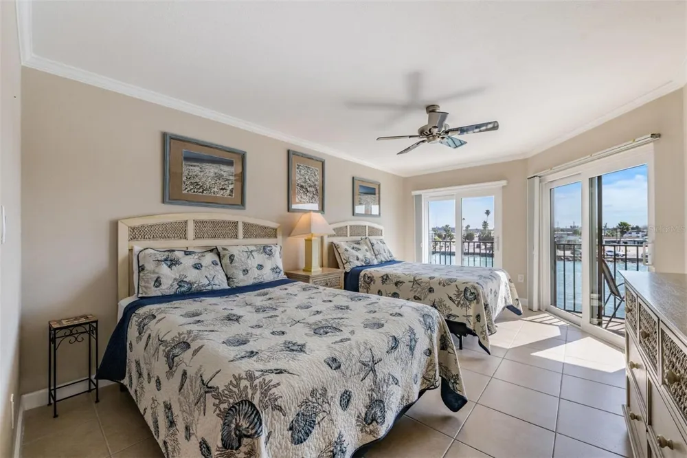 7435 BAYSHORE DRIVE #303 Treasure Island, FL 33706