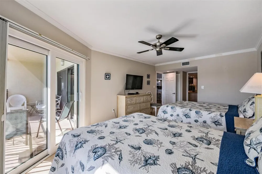 7435 BAYSHORE DRIVE #303 Treasure Island, FL 33706