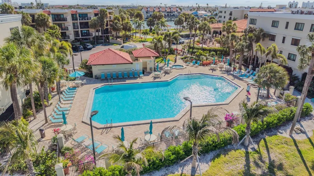7435 BAYSHORE DRIVE #303 Treasure Island, FL 33706
