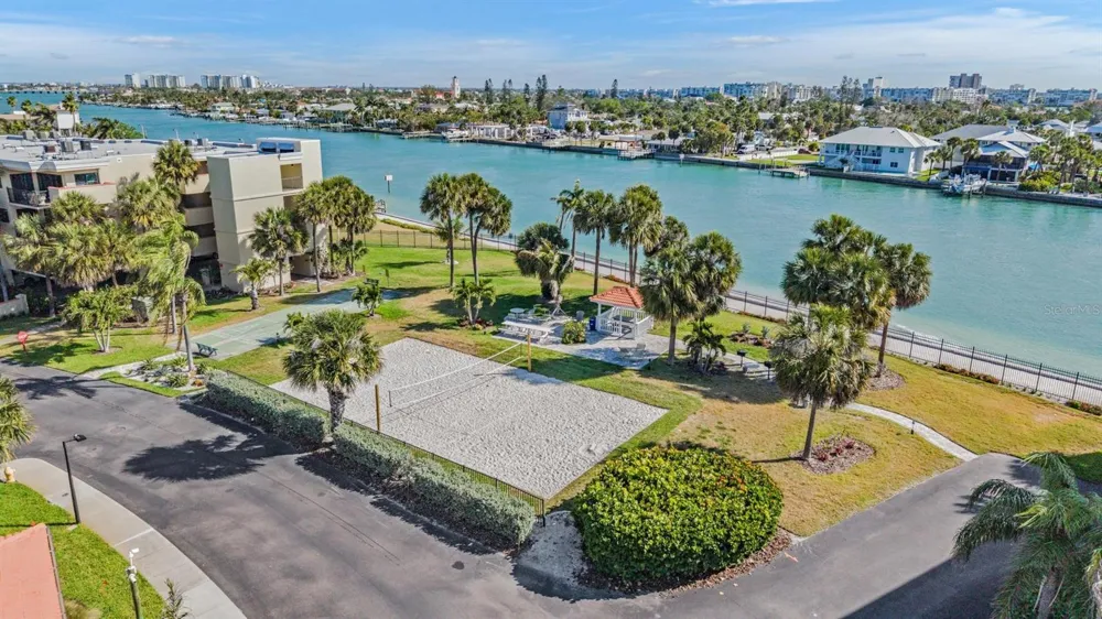 7435 BAYSHORE DRIVE #303 Treasure Island, FL 33706