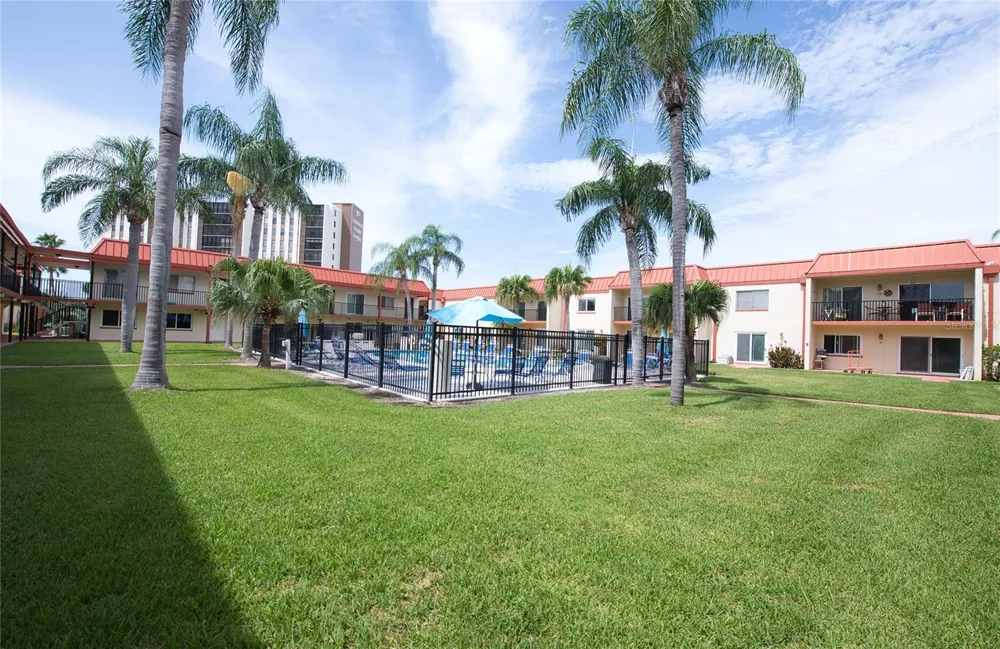 10365 PARADISE BOULEVARD #9 Treasure Island, FL 33706