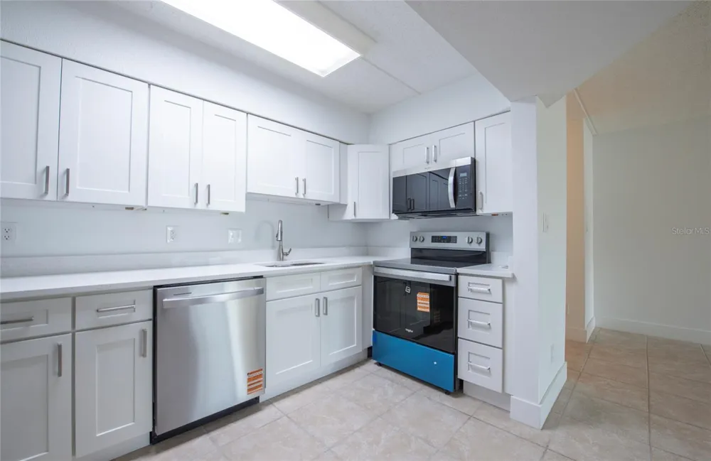 10365 PARADISE BOULEVARD #9 Treasure Island, FL 33706
