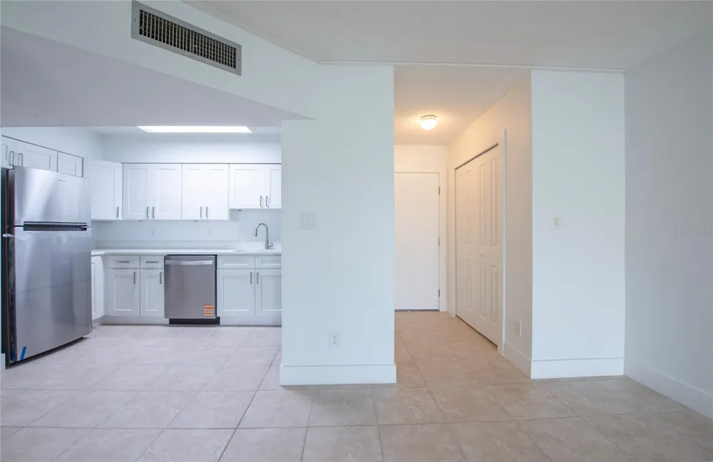 10365 PARADISE BOULEVARD #9 Treasure Island, FL 33706