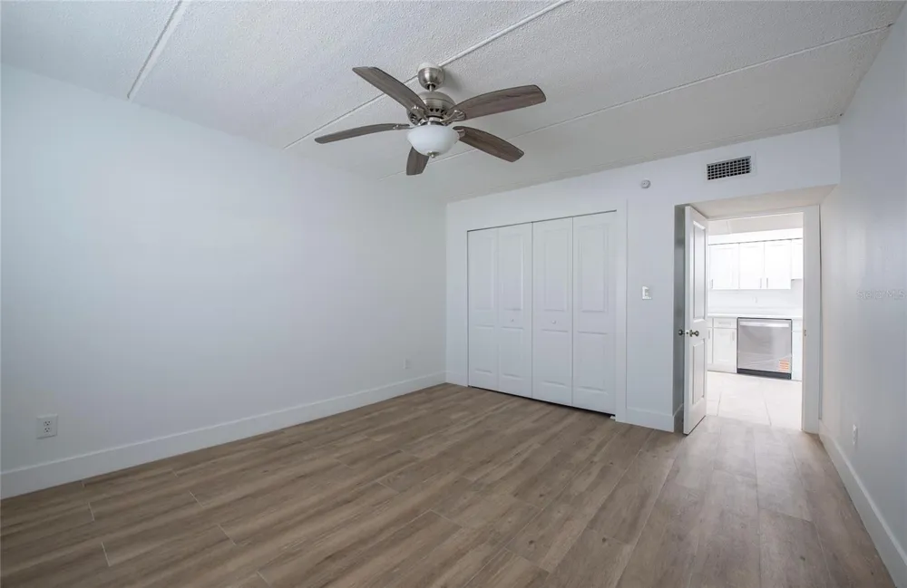 10365 PARADISE BOULEVARD #9 Treasure Island, FL 33706