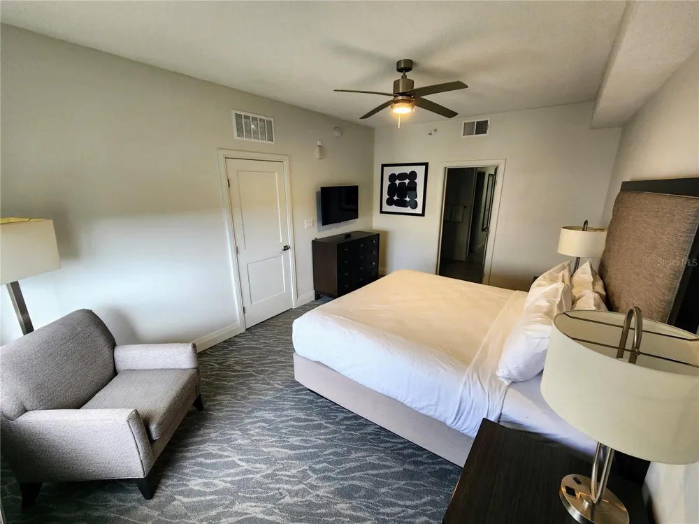 14501 GROVE RESORT AVENUE #3737 Winter Garden, FL 34787