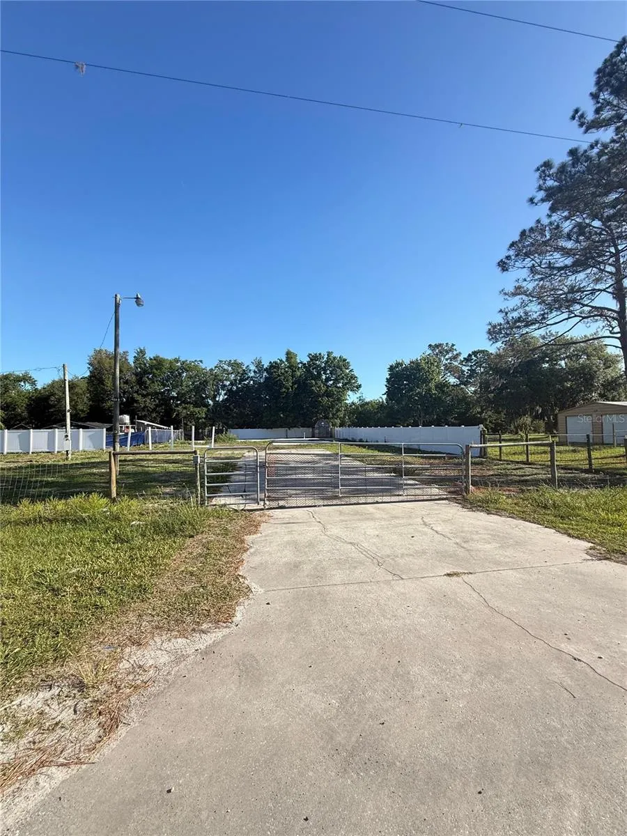 19651 CAUSEWAY BOULEVARD Land O Lakes, FL 34638