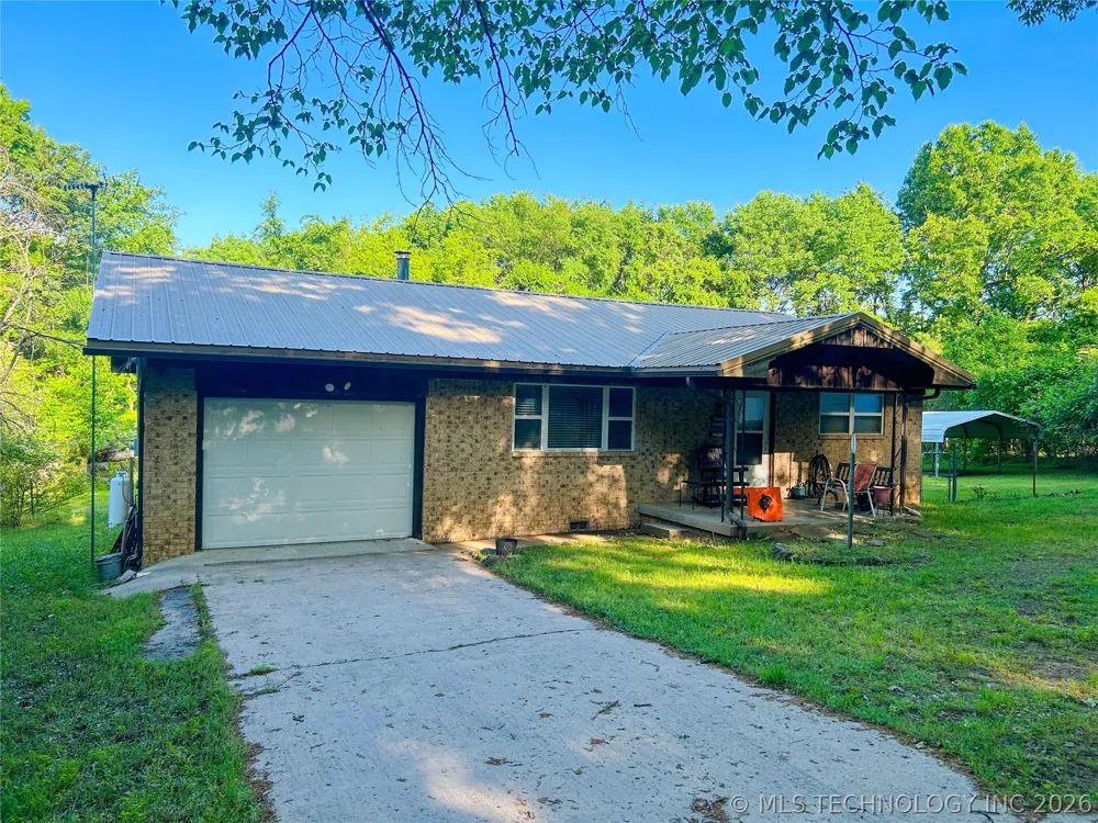 115411 S 4192 ROAD Checotah, OK 74426
