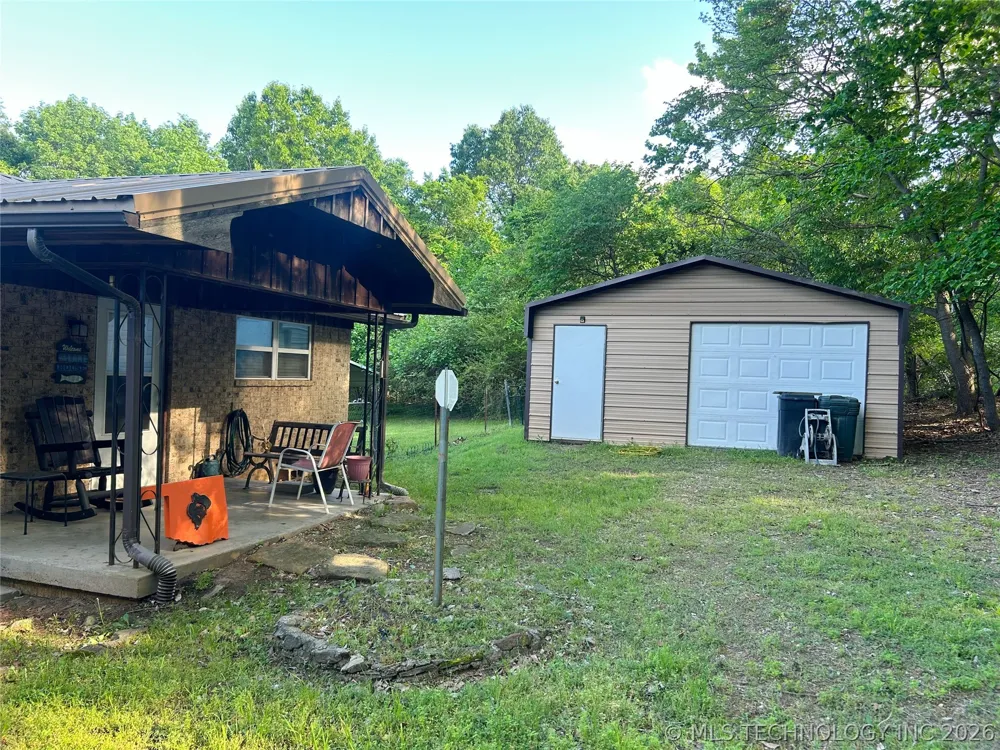 115411 S 4192 ROAD Checotah, OK 74426