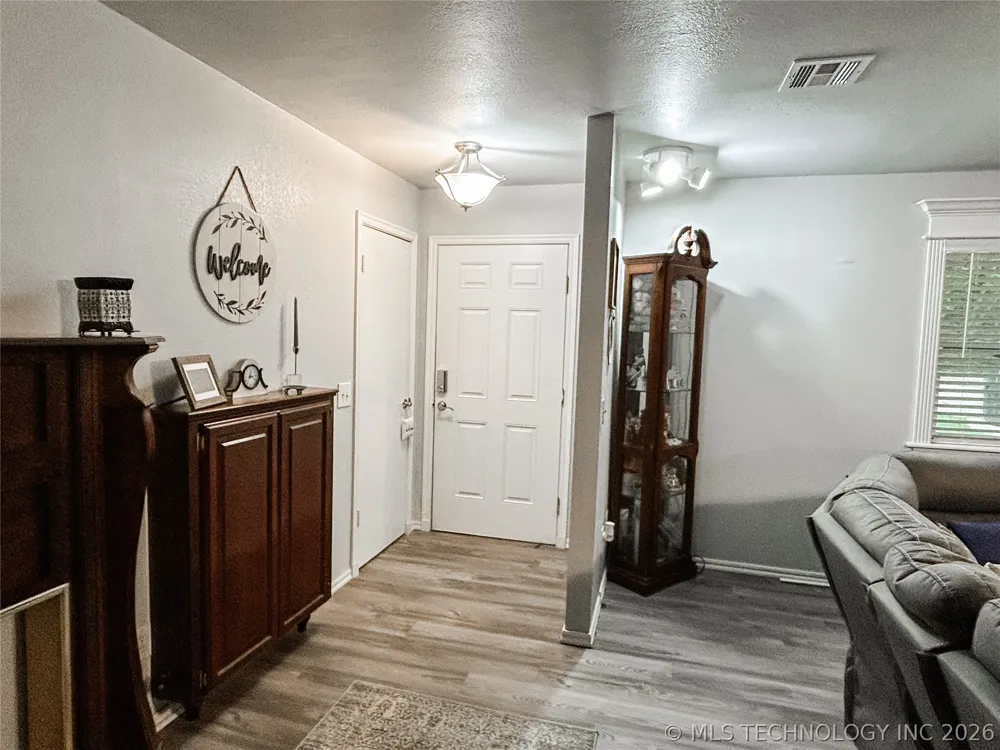 115411 S 4192 ROAD Checotah, OK 74426