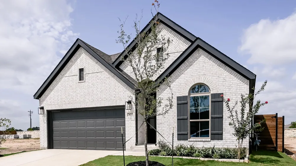 307 Watersong Bend Lockhart, TX 78644