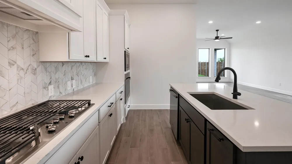 307 Watersong Bend Lockhart, TX 78644