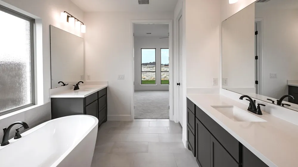 307 Watersong Bend Lockhart, TX 78644