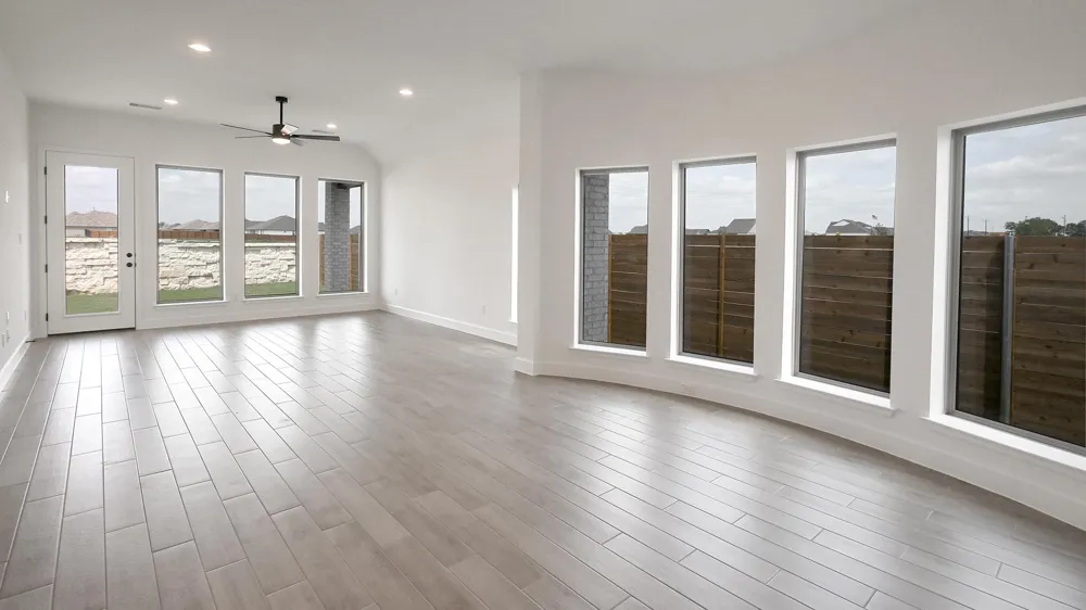 307 Watersong Bend Lockhart, TX 78644
