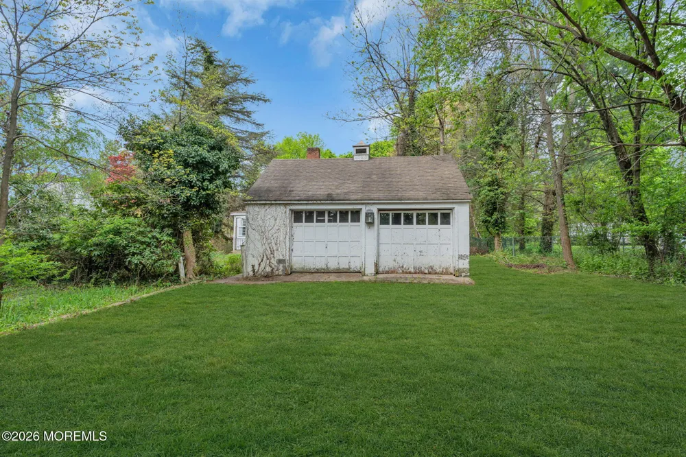 8 Church Street Middletown, NJ 07748