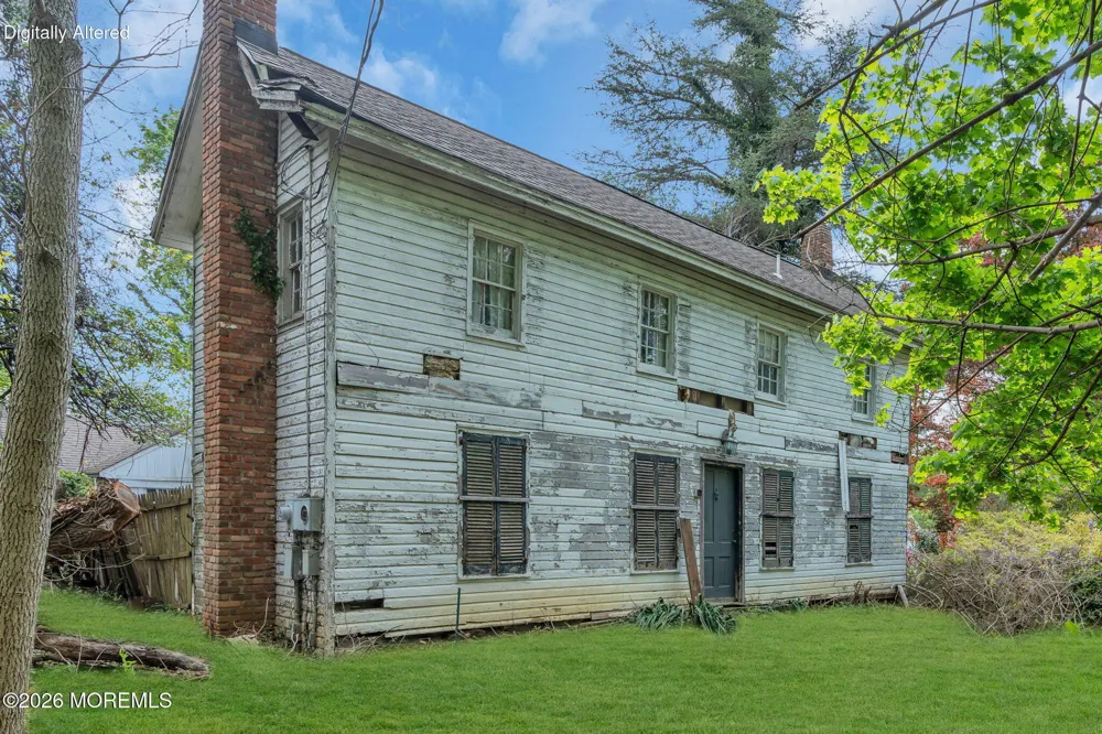 8 Church Street Middletown, NJ 07748