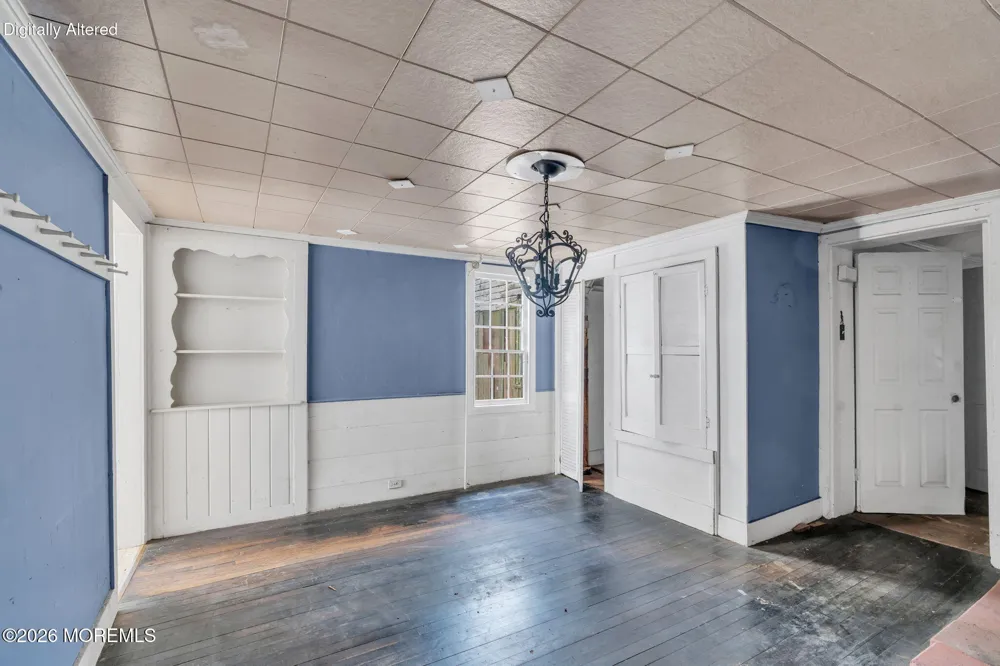 8 Church Street Middletown, NJ 07748