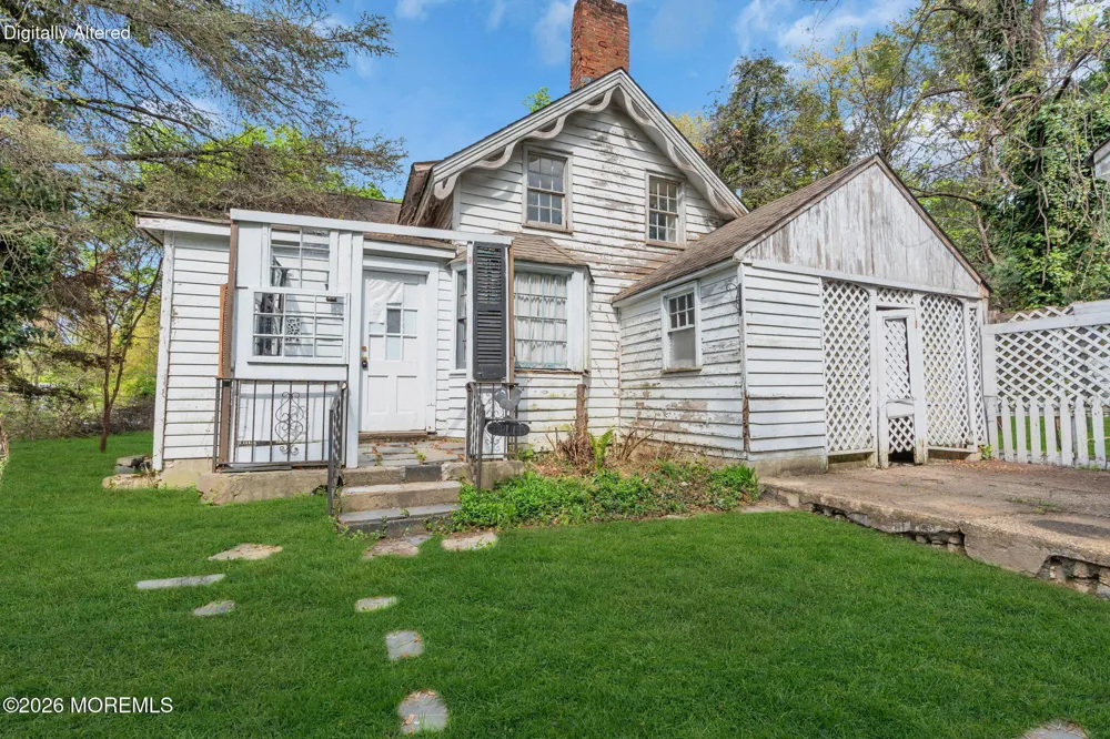 8 Church Street Middletown, NJ 07748