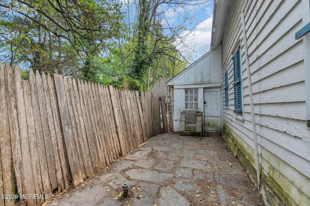 8 Church Street Middletown, NJ 07748