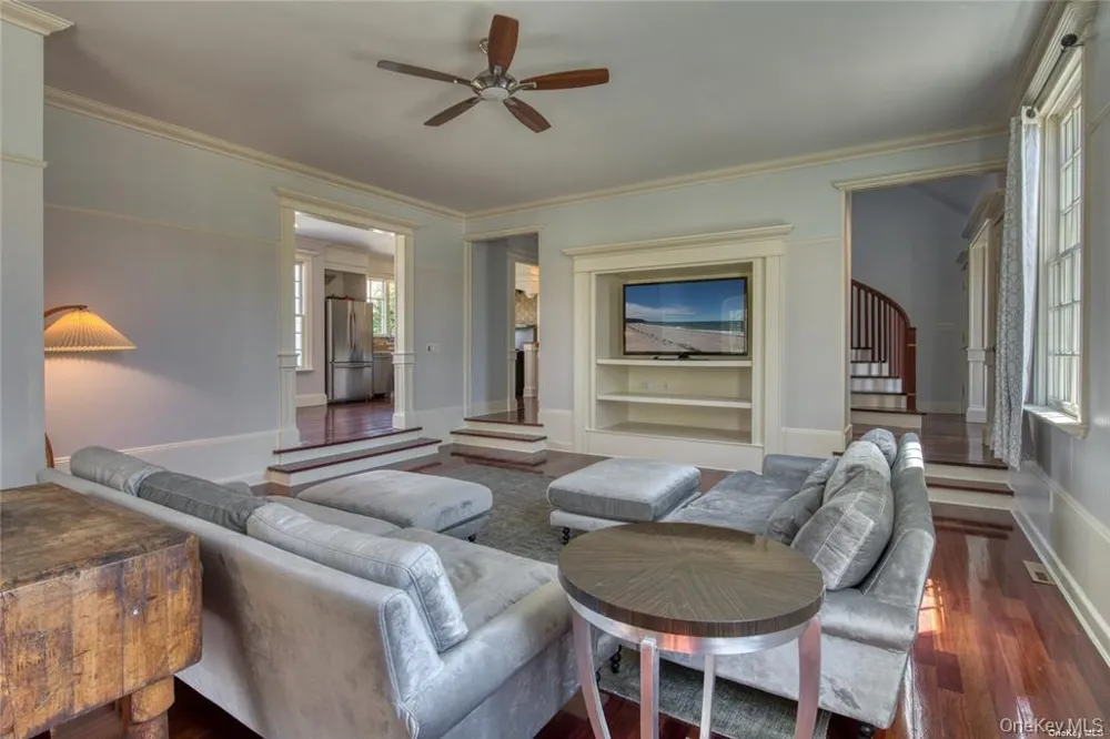 11003 Main Road East Marion, NY 11939