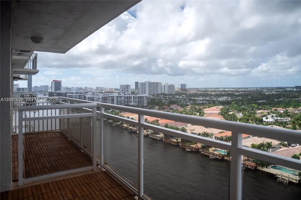 1600 S Ocean Dr #17D Hollywood, FL 33019
