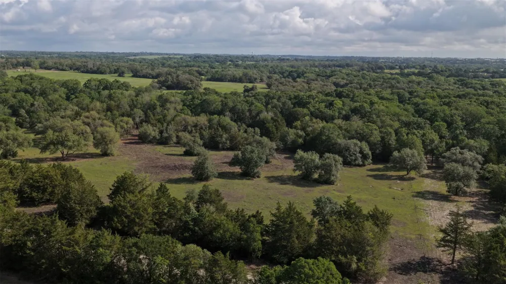 8 Baranowski Road Brenham, TX 77833