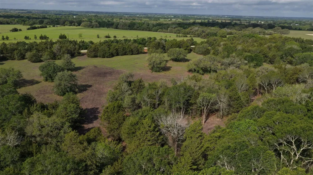 8 Baranowski Road Brenham, TX 77833