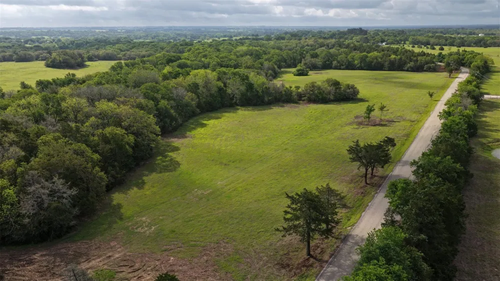 8 Baranowski Road Brenham, TX 77833