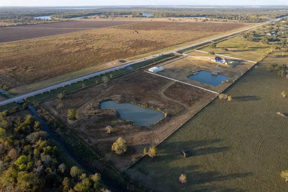 Fm-2004 Freeport, TX 77541