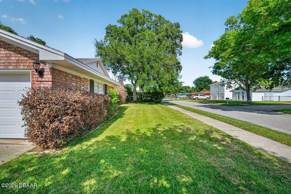 1749 Jacobs Road South Daytona, FL 32119