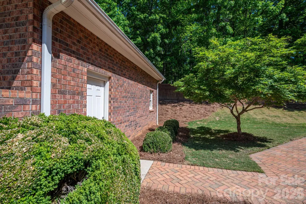 110 Elizabeth Court Mount Holly, NC 28120